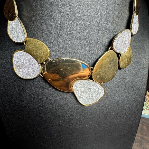 Vintage Metal Gold Tone and Silver Tone Necklace Geometric Shapes - Picture 2 of 4